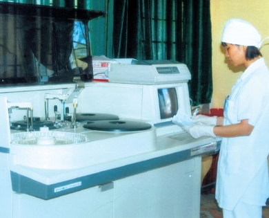 Máy xét nghiệm sinh hóa tự động